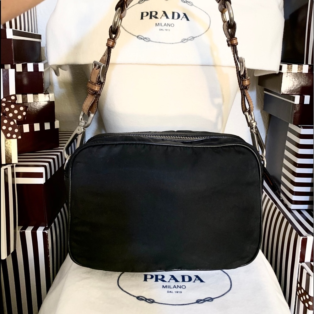 AUTHENTIC🌟PRADA🌟SHOULDER/TOTE BAG! - Picture 3 of 11